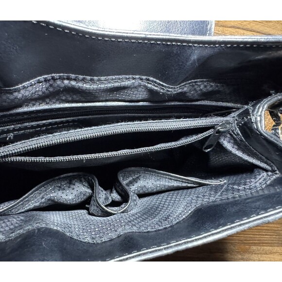 Vintage MC Black Crocodile Embossed Crossbody Bag with Silver Heart Clasp - Picture 10 of 13